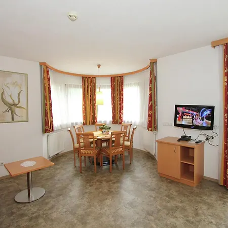 Inviting Flat With Sauna In