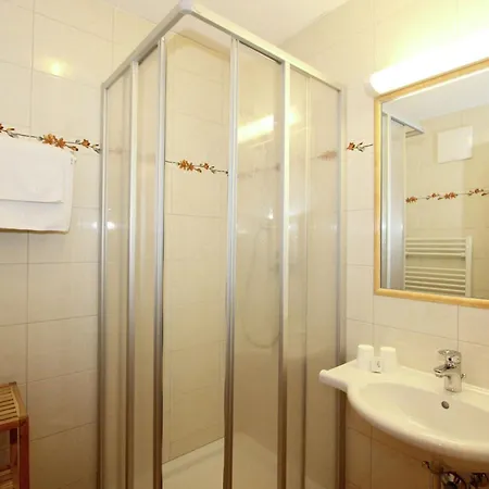 Apartment Inviting Flat With Sauna In