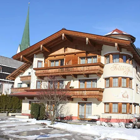 Appartamento In Kaltenbach Near Lift *