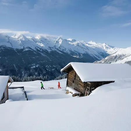 In Kaltenbach Near Lift 스텀